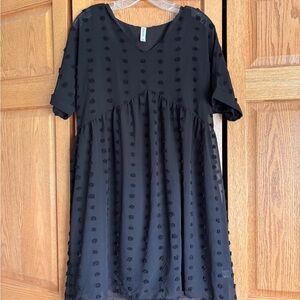 Zenana Outfitters Black Swiss Dot  Dress V-Neck Short Sleeve Casual S
